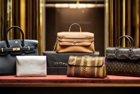 名贵的包包都有什么牌子的 名贵的包包都有什么牌子的呢