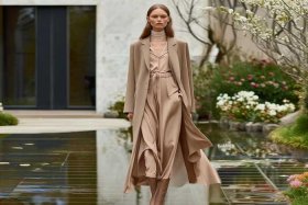 国际大牌奢侈品休闲衣；国际大牌奢侈品休闲衣图片