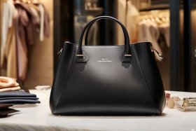 国内高端小众品牌女包；国内高端小众品牌女包排行榜