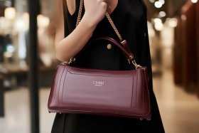 年轻女性轻奢包品牌、年轻女性轻奢包品牌有哪些