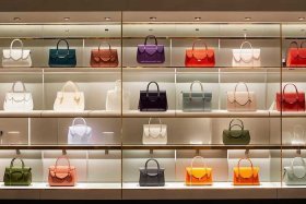 国际包包品牌排行榜图片；国际包包品牌排行榜前十名图片