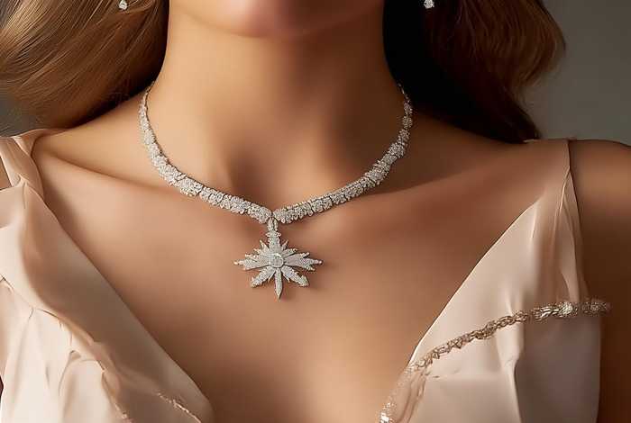 女士轻奢饰品，女士轻奢饰品图片