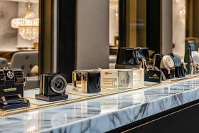 美国的奢侈品品牌大全及价格，美国的奢侈品品牌大全及价格表