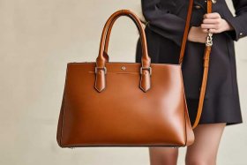 京东女士皮包、京东女士皮包是真皮吗