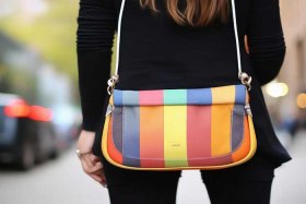 女士帆布斜挎包新款价格、女士帆布斜挎包新款价格多少