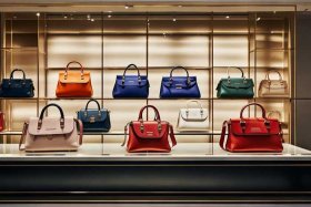 美国女士包包品牌前十名有哪些 美国女士包包品牌前十名有哪些牌子