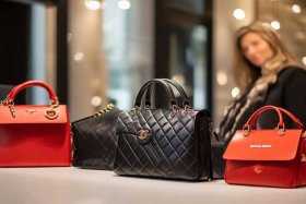 女士包包什么品牌的好；女士包包什么品牌的好看又实惠