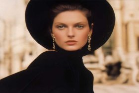 蔻驰包品牌属于什么档次、蔻驰包品牌属于什么档次的牌子