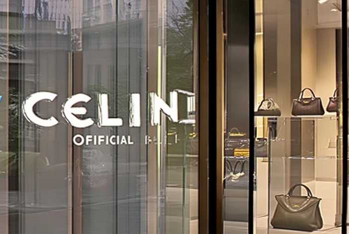 蔻驰女包官方旗舰店 蔻驰女包官方旗舰店 专卖店是正品吗