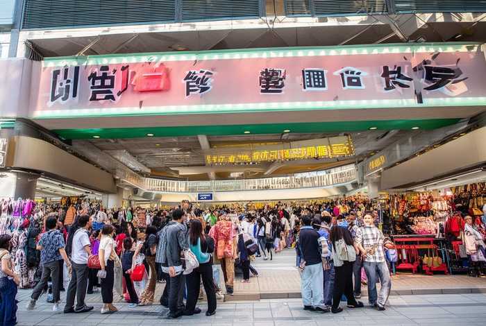 三元里包包批发市场在哪里、三元里包包批发市场在哪个地铁口