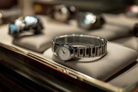 美国的奢侈品手表，美国的奢侈品手表便宜吗