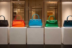 名牌包包品牌排行榜图片、名牌包包品牌排行榜图片 前十名