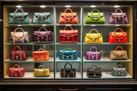 女性品牌包包排名第一（女性品牌包包排名第一有哪些）