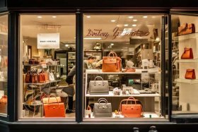 品牌包包维修、品牌包包维修去哪里