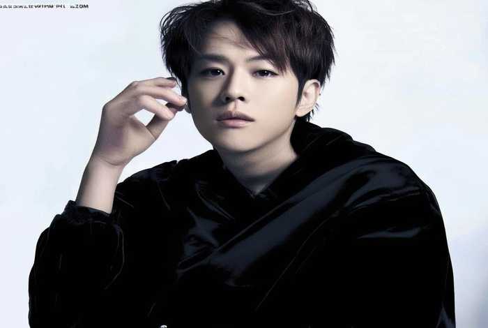 寇驰女包能配上包带吗；寇驰女包能配上包带吗多少钱