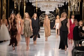 全球十大服装奢侈品牌，全球十大服装奢侈品牌排行榜