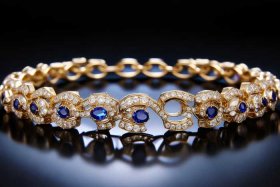 卡地亚手镯官网，卡地亚手镯官网官方网