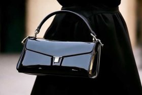 国内品牌女包正版 - 国内知名品牌女包