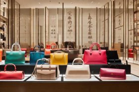 美国女包品牌前十名；美国女包品牌前十名中文名字