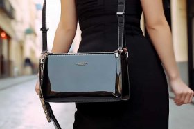 女士单肩迷你包 女士单肩迷你包品牌