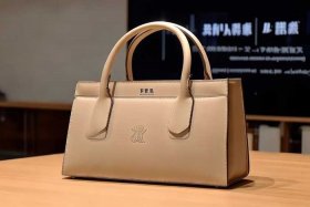 酷奇包包官方旗舰店官网女包经典款、酷奇包包旗舰店官方网站