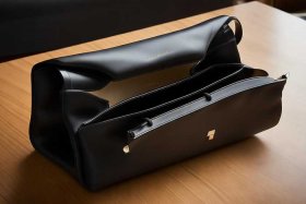 女包低调的奢华品牌；女包低调的奢华品牌图片