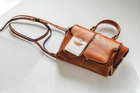 女士品牌正品包包图片；女士品牌正品包包图片及价格