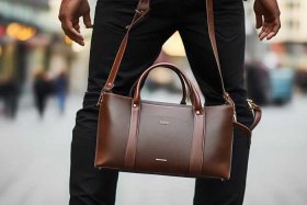 男士斜挎包哪家比较好，男士斜挎包比较好的品牌