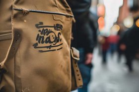 男口碑最好的帆布包品牌 男口碑最好的帆布包品牌是哪个