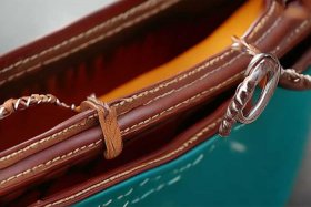 女式小手提包（女式小手提包的制作方法视频）