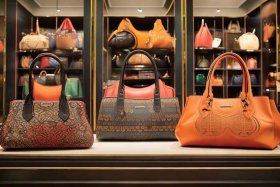 国产女包知名品牌，国产女包知名品牌大全