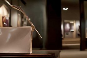 欧洲轻奢品牌包包 - 欧洲轻奢小众品牌包包