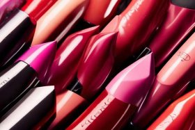 口红排行榜前十名图片（口红排行榜前十名品牌及图片）