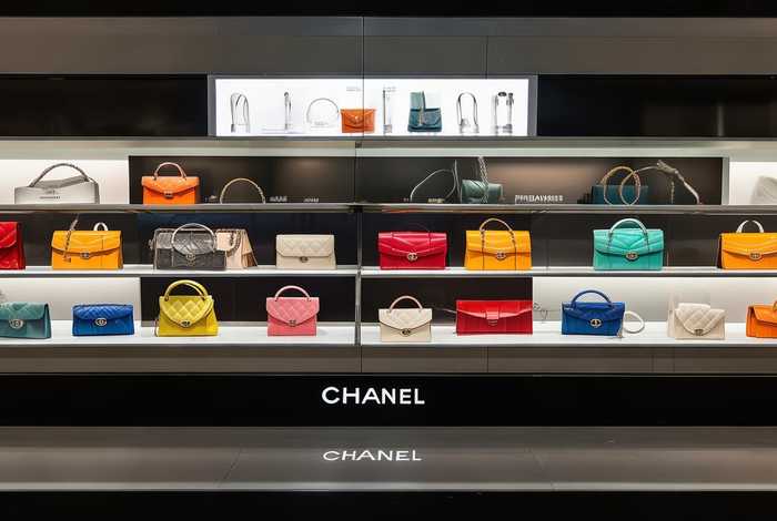 香奈儿官网中国官方网包包价格及图片；香奈儿官网女包价格及图片