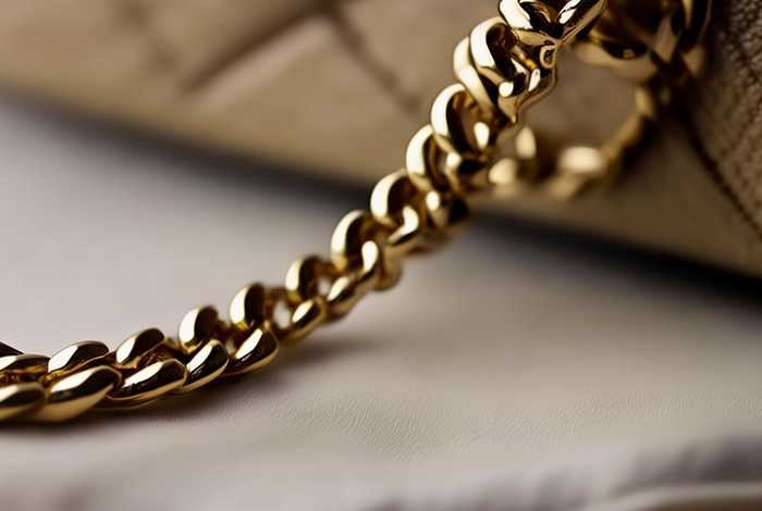 香奈儿包链条会掉色吗 - 香奈儿包链条会掉色吗图片