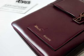 圣罗兰包包官方报价、圣罗兰包包官方报价查询