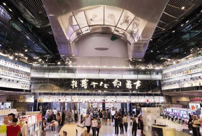 中国最大的香水批发市场在哪里、中国最大的香水批发市场在哪里啊 中国最大的香水批发市场在哪里、中国最大的香水批发市场在哪里啊