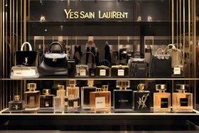 圣罗兰是哪个国家的品牌旗下产品；圣罗兰是哪个国家的品牌旗下产品图片