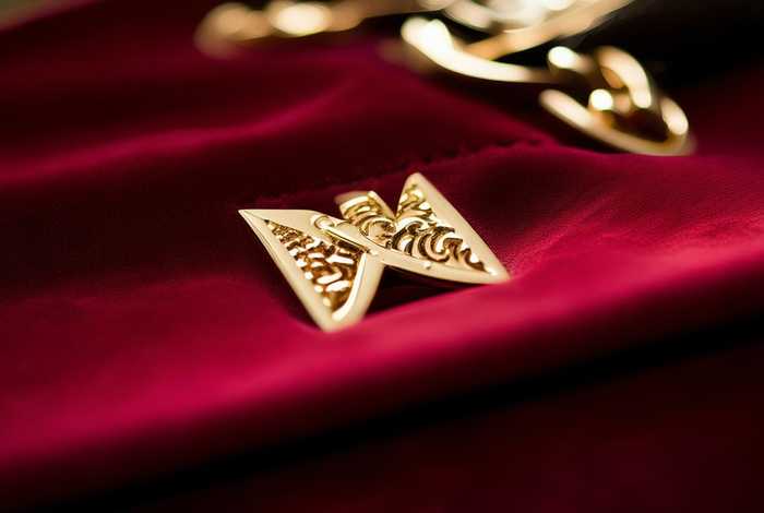 奢侈品牌包包logo图片（奢侈品牌包包logo图片大全）