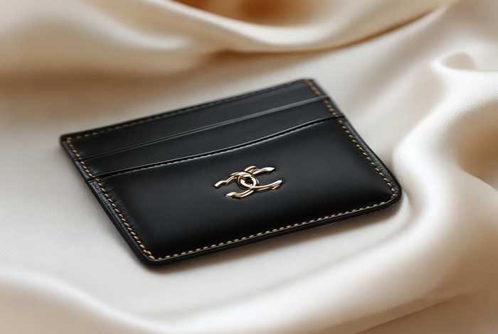 香奈儿卡包值得买吗；香奈儿卡包值得买吗现在