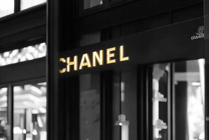 香奈儿英国官网入口（香奈儿英国官方网站）