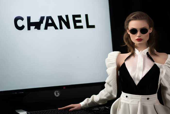 香奈儿官网入口在哪里；香奈儿官网从哪里进