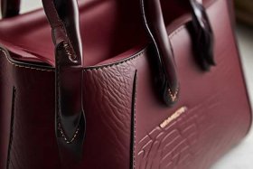 香港本土小众品牌包包玛莎兰缇（香港本土小众品牌包包玛莎兰缇多少钱）