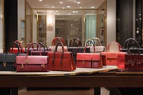 中高端包包品牌有哪些牌子、中高端包包品牌有哪些牌子的