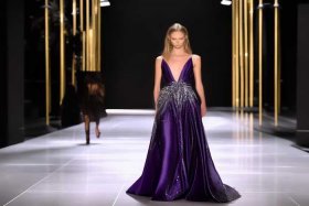 圣罗兰品牌介绍简介 - 圣罗兰品牌介绍简介文案