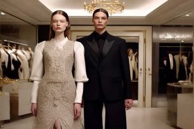 圣罗兰和迪奥谁的档次高（圣罗兰和迪奥谁的档次高一点）