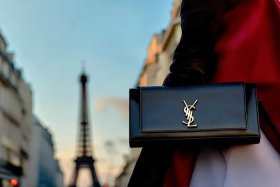 圣罗兰是哪个国家的品牌啊；圣罗兰是哪个国家的品牌啊知乎