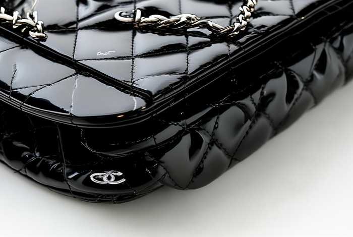 香奈儿19bag官方价格查询（香奈儿19bag国内官方价格）