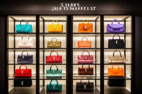 圣罗兰中国官网女包上海店；圣罗兰上海女包专柜有哪些