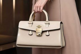 最适合40岁女人的奢侈品包包；最适合40岁女人的奢侈品包包品牌